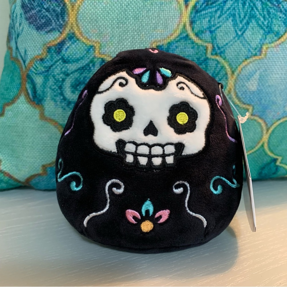 Squishmallows Delfina New RARE